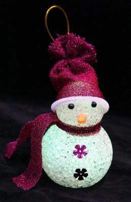 Светильник декоративный Снеговик 13см 1 RGB светод на батар 3ХLR44 нг  в интернет гипермаркете «Планета Лета». Фото Светильник декоративный Снеговик 13см 1 RGB светод на батар 3ХLR44 нг в интернет гипермаркете «Планета Лета». Фото