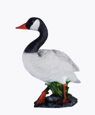 Фигура Утка большая стоит Н-48см ФП132 в интернет гипермаркете «Планета Лета». Фото
